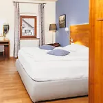 Kaiserhof Hotel