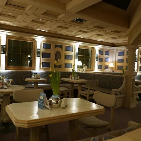 Kaiserhof Hotel Anif