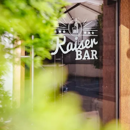 Отель Kaiserhof Аниф