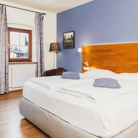 Ξενοδοχείο Kaiserhof 3*