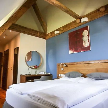 Kaiserhof 3*
